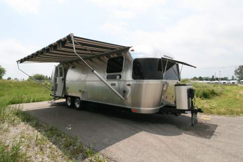 2020 AIRSTREAM AIRSTREAM GLOBETROTTER 27FBQ