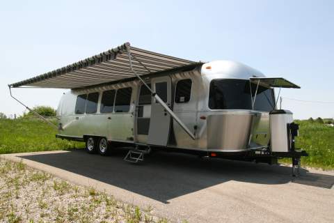 2021 AIRSTREAM AIRSTREAM CLASSIC 33FBQ