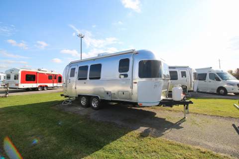 2024 AIRSTREAM AIRSTREAM FLYING CLOUD 23FB TWIN