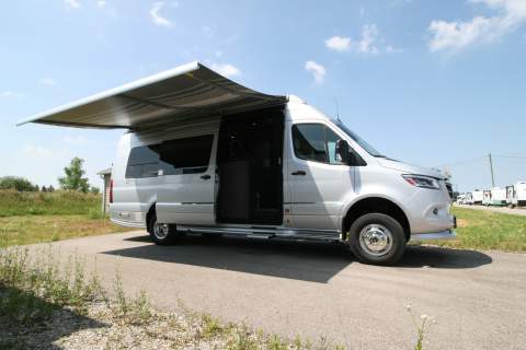 2025 AIRSTREAM AIRSTREAM INTERSTATE 24GT
